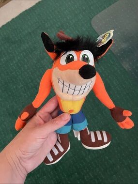 Vintage Crash Bandicoot plush - Universal Studios Play-by-play 2001 - as is